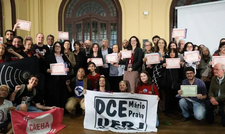 UFRJ concede diplomas póstumos a vítimas da ditadura militar