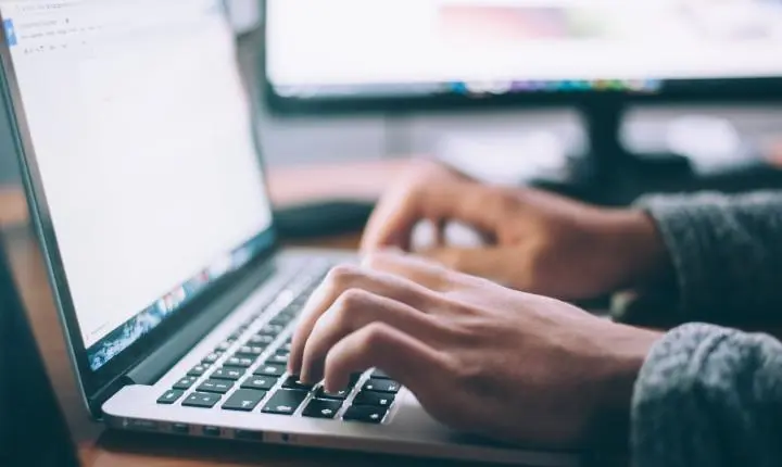 Como usar os canais digitais do Daae para solicitar serviços em Araraquara