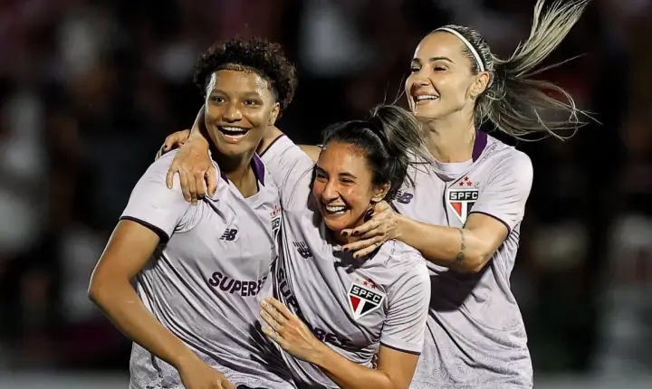 São Paulo vence o Flamengo e avança à final do Brasileirão Feminino