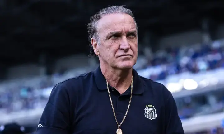 Cuca no Santos minimiza vantagem sobre o Galo e foca no Cruzeiro