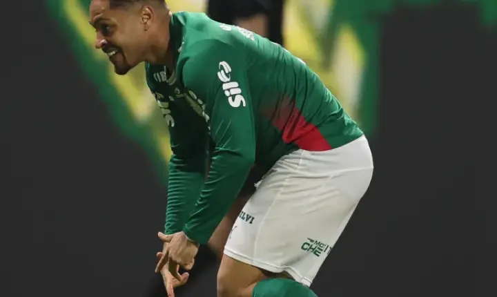 Palmeiras bate o sao paulo e assume a lideranca do campeonato brasileiro