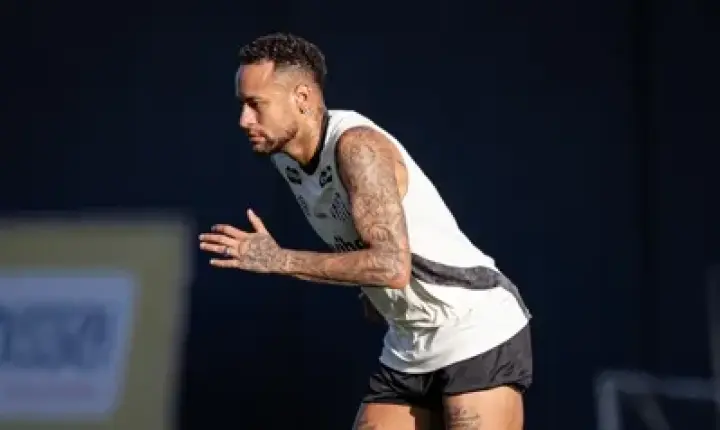 Neymar pode voltar ao Santos para enfrentar o líder Flamengo na Série A