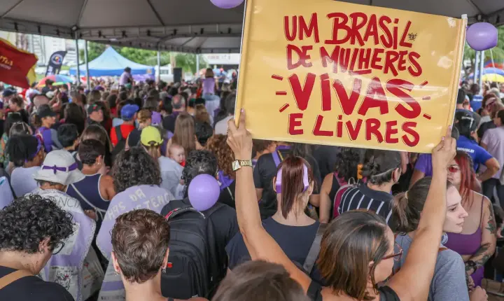 STJ decide que condenados por violência doméstica devem passar por reabilitação